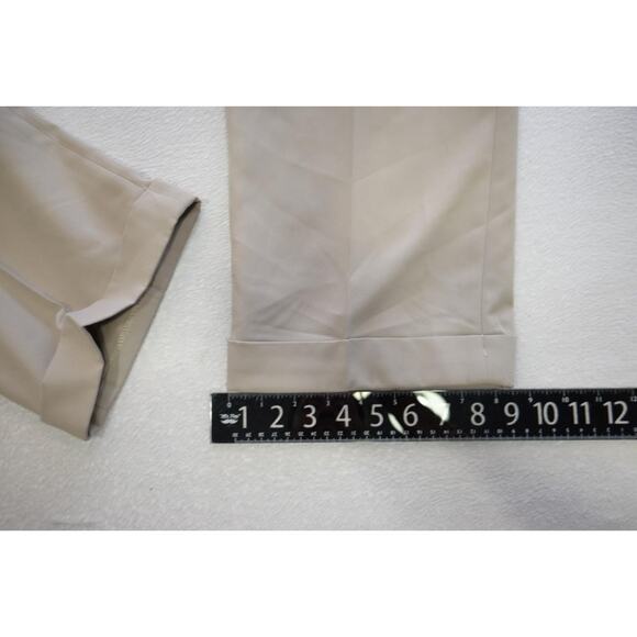 Haggar Dress Pants Classic Fit Performance Flex Beige Mens Size 32 x 30 NWT - Picture 4 of 8